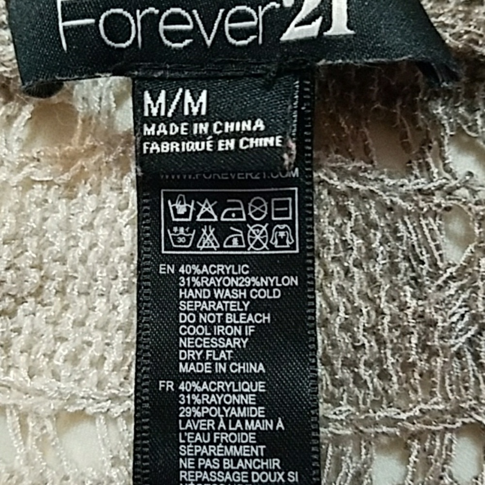 Forever 21 - Picture 5 of 8
