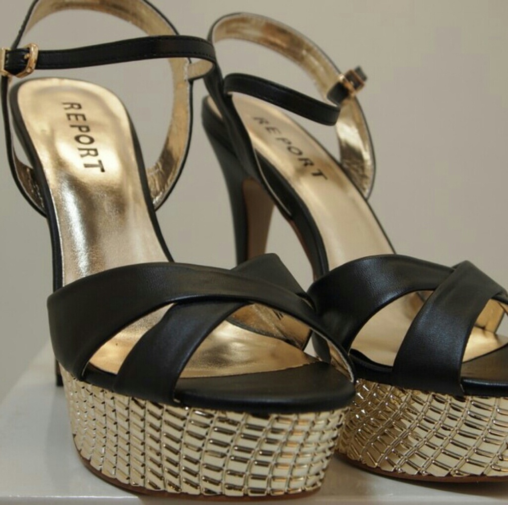 🎁 HIGH HEELS 🎁 SIZE 7.5 // BLACK & GOLD