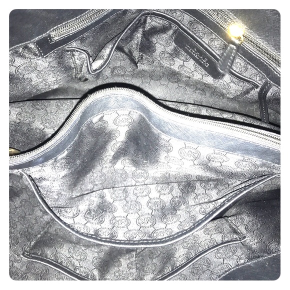 Michael Kors Purse - Picture 2 of 3