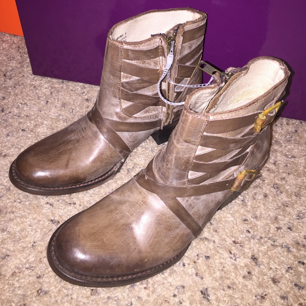Freebird Sammi Booties By Steven