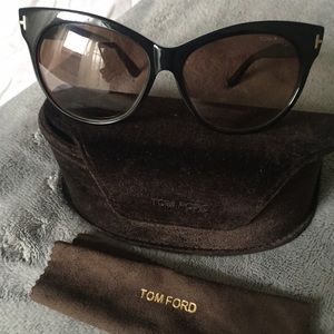 💯 Authentic Tom Ford Sunglasses 😎