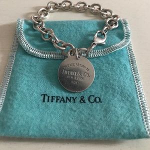 Tiffany& Co Sterling Silver (925) Link Bracelet