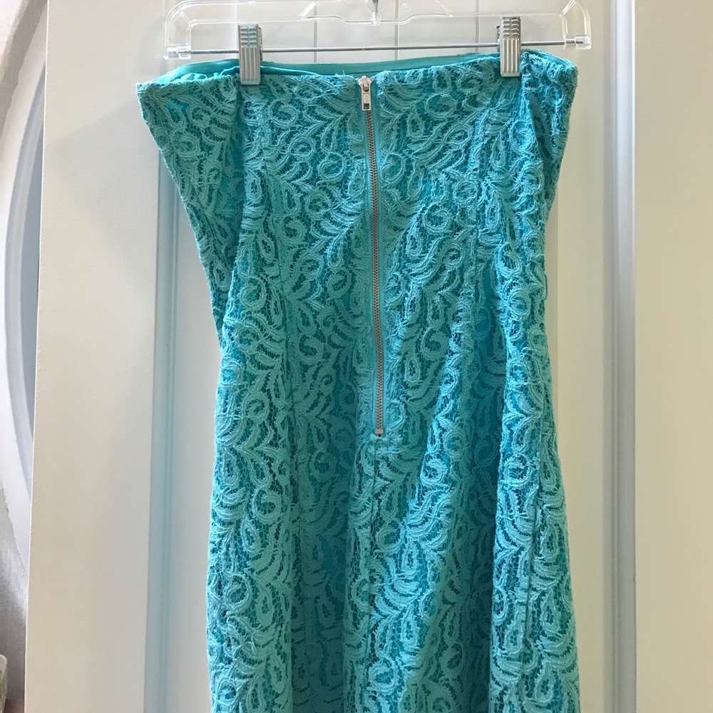 Lace cocktail dress - Picture 3 of 3