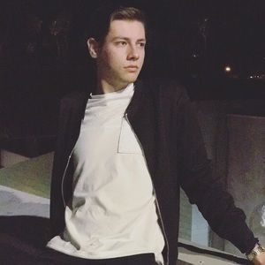 Meet your Posher, Austin