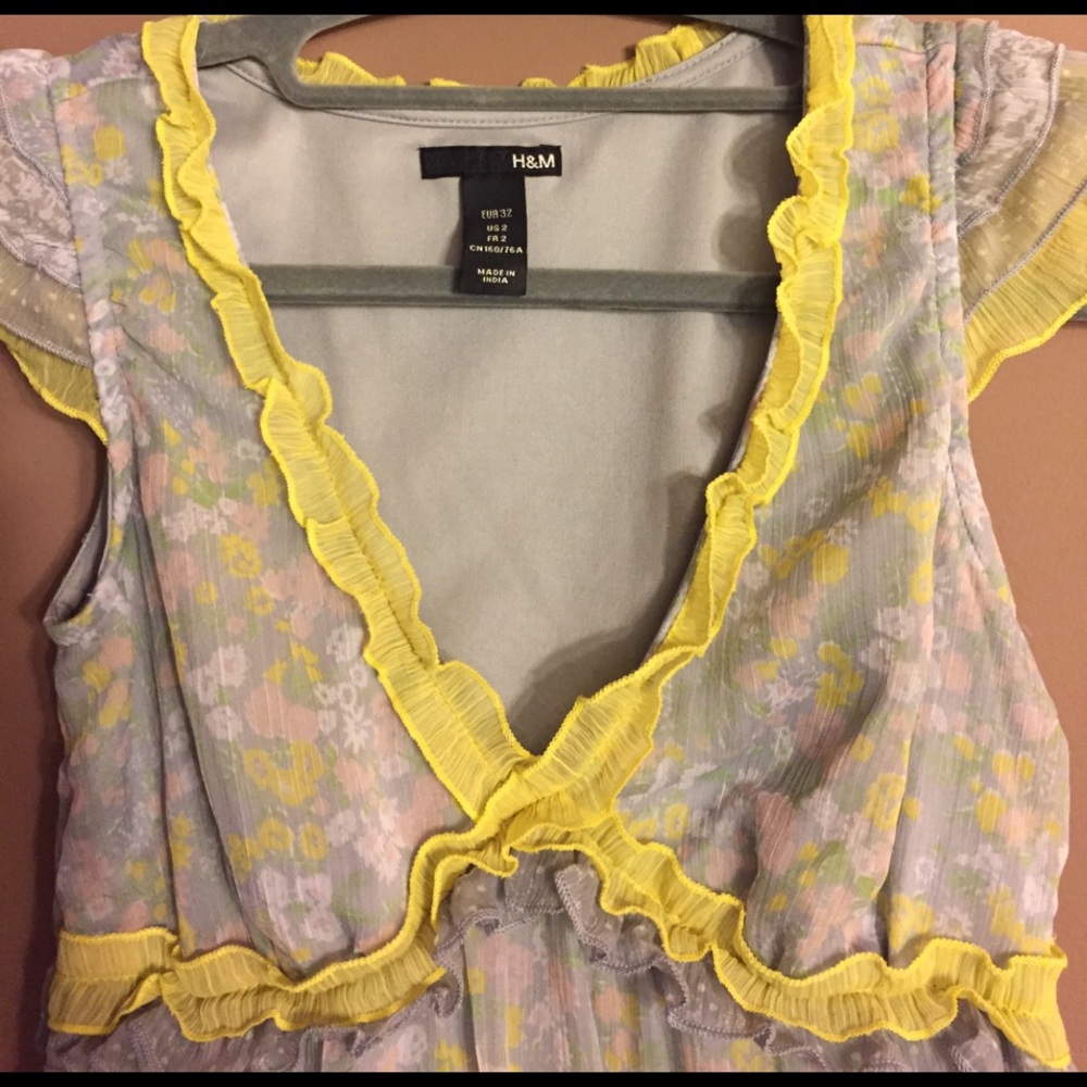 H&M Spring Floral Dress - Picture 2 of 4
