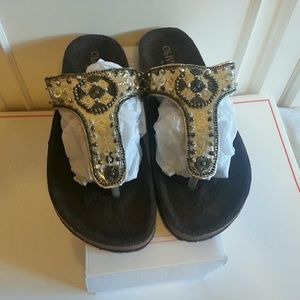 Olivia Glam Cork Gold Thong Sandals 9 Beads NIB