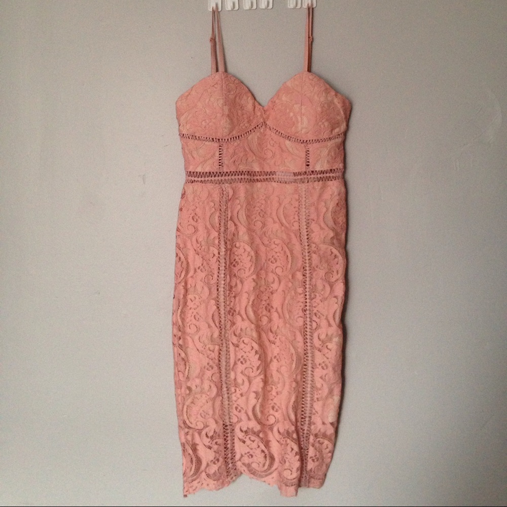 Baby Don't Lie Dress - Mauve Lace