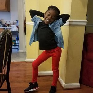 Meet your Posher, Kay