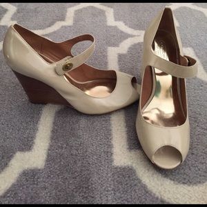 9.5 Nude Coach Wedges