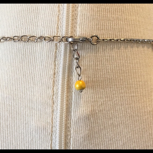 A Fabulous Spring Time Favorite Necklace! - Picture 4 of 4
