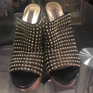 Steve Madden studded wedge