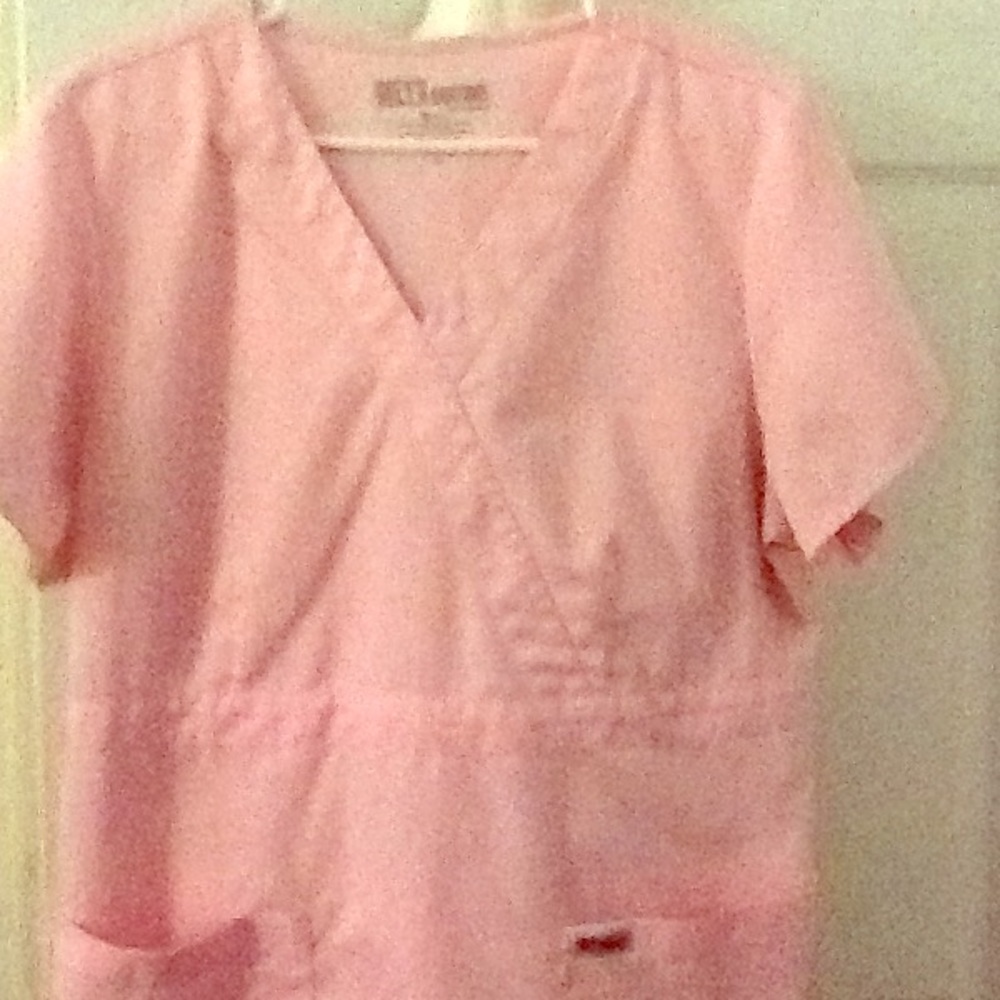 Greys Anatomy scrubs, light pink