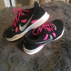 Women's Nike trainers