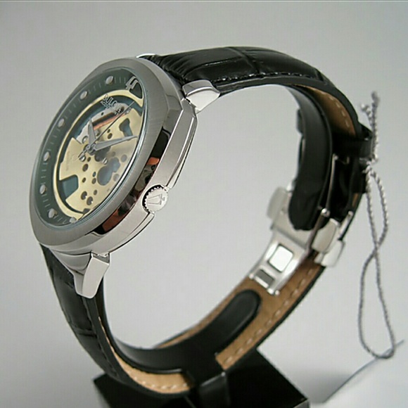 NWT Bulova accu Men's leather black watch - Picture 2 of 5