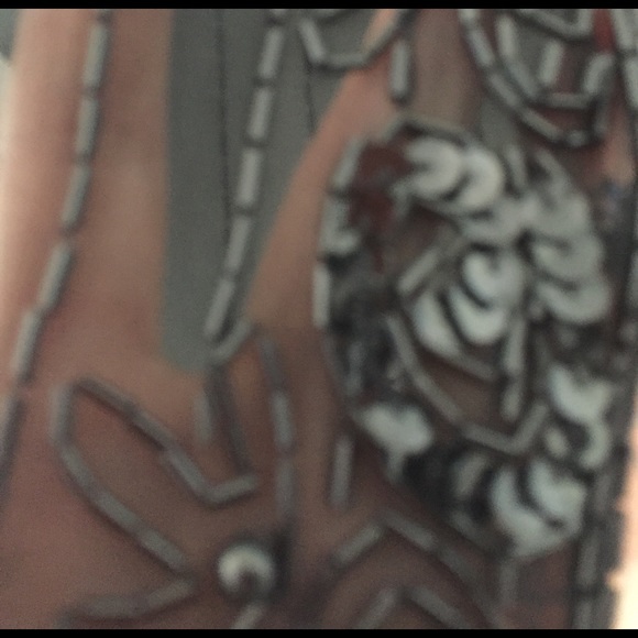 Top - Picture 2 of 4