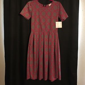 Medium LULAROE Amelia Dress