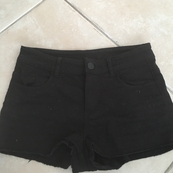H&M Pants - Black jean shorts