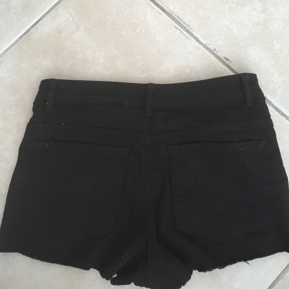 Black jean shorts - Picture 2 of 2