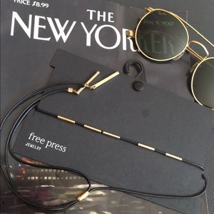 NORDSTROM Black-Gold Choker.