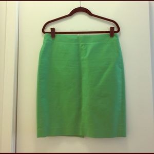 J. Crew No. 2 Pencil Skirt in Green, Size 10