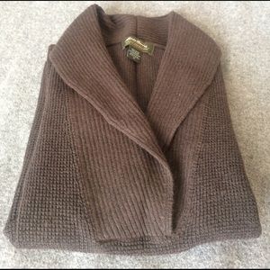 ‼️LAST CHANCE‼️Eddie Bauer brown sweater