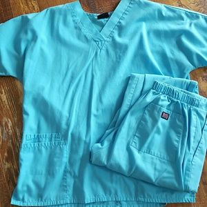 Cherokee women's scrubs, size M
