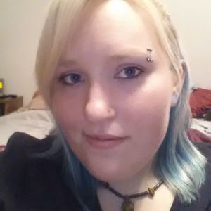 Meet your Posher, Carissa