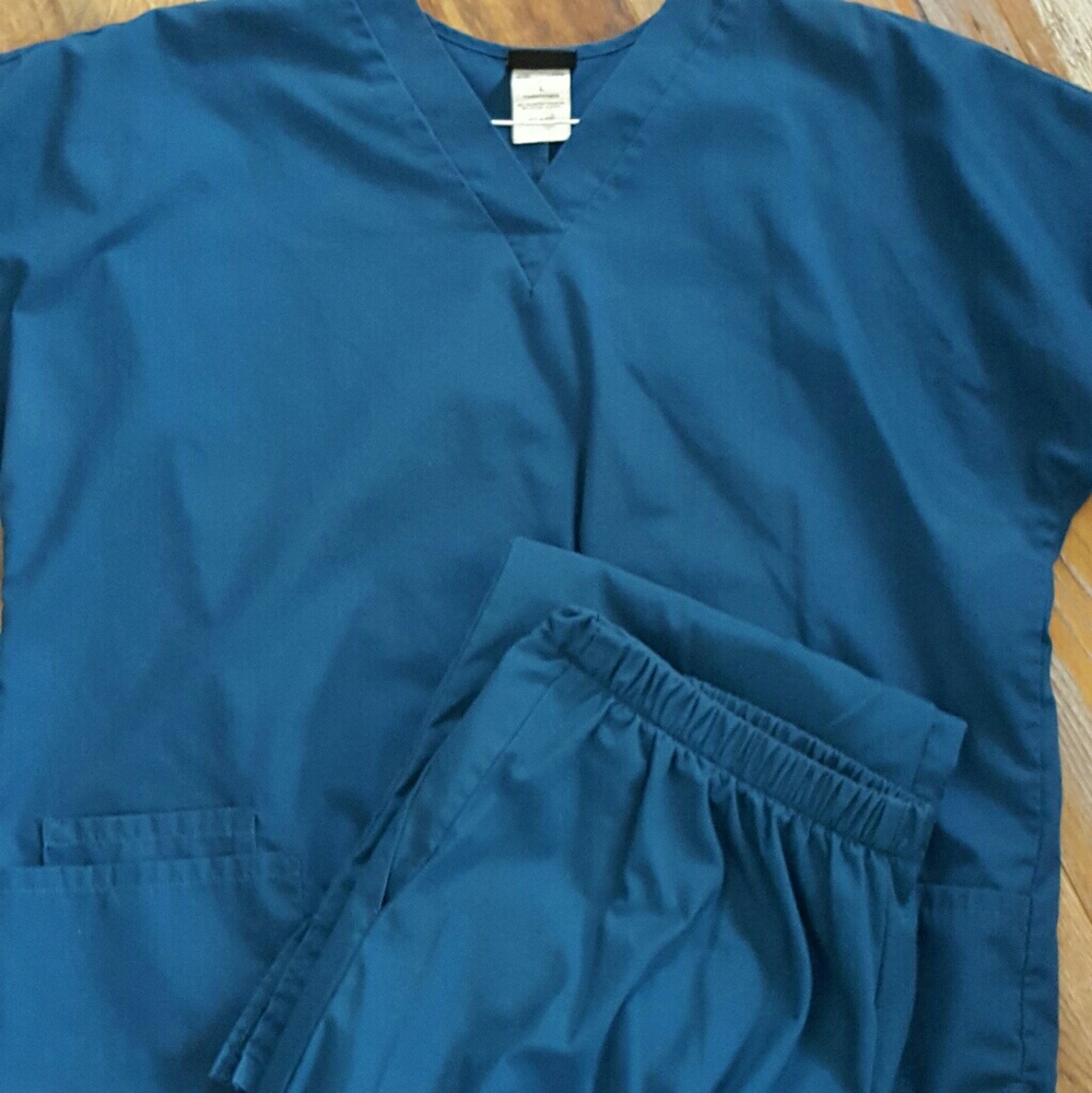 Women's size L Cherokee scrubs