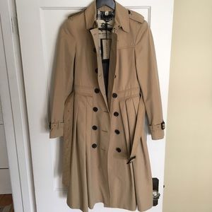 NWT Burberry Trench