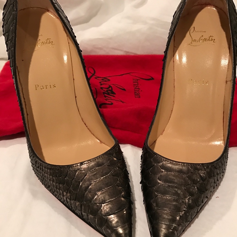 Christian Louboutin so Kate  python size 39.5