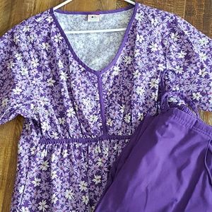 Women's Dickie's scrubs, size XL