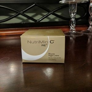 Arbonne Recover Night Creme 1 oz. jar