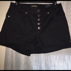 Express high wasted black shorts with buttons