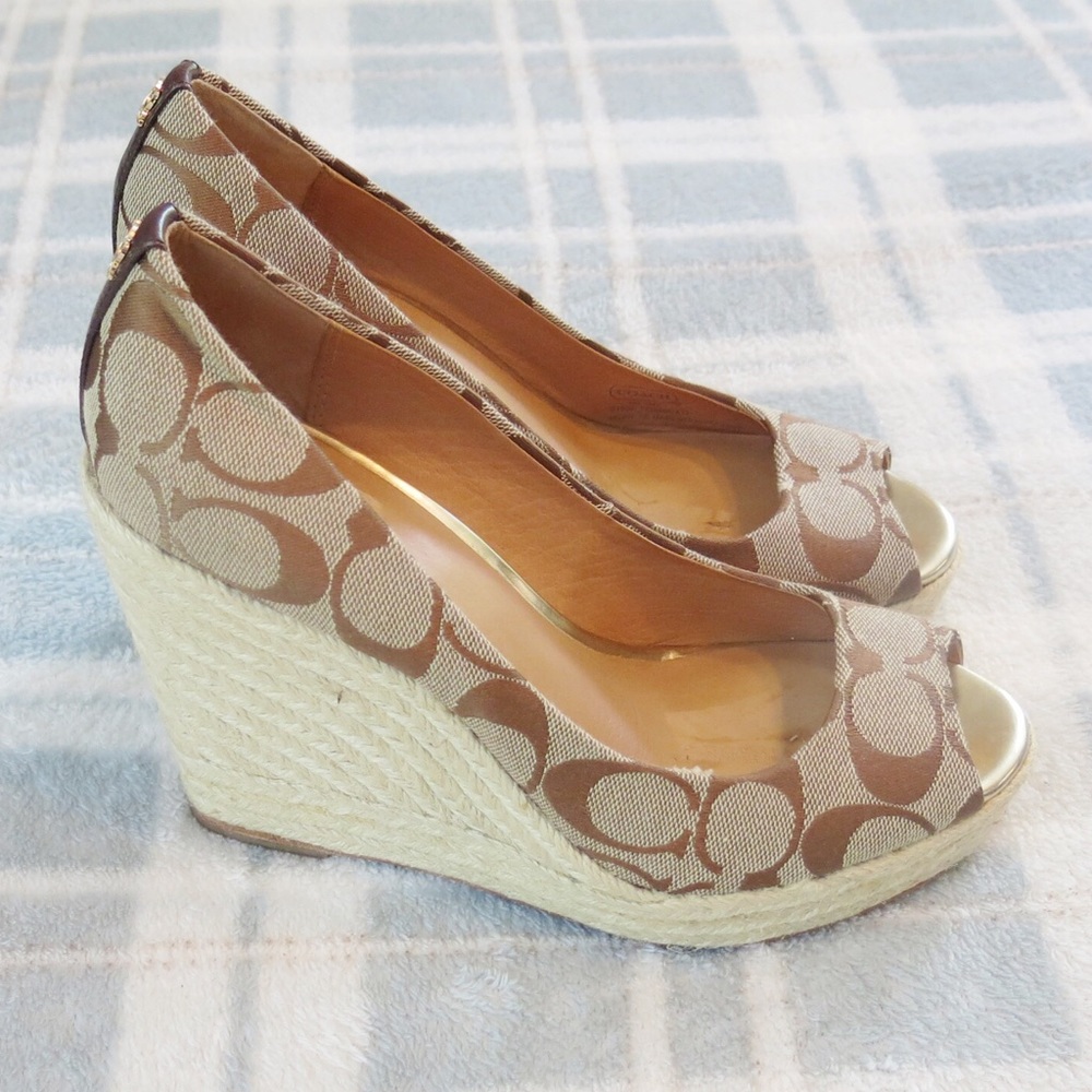 Coach Wedges