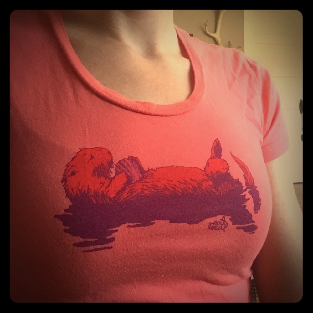 Adorable Patagonia Coral Otter T-shirt