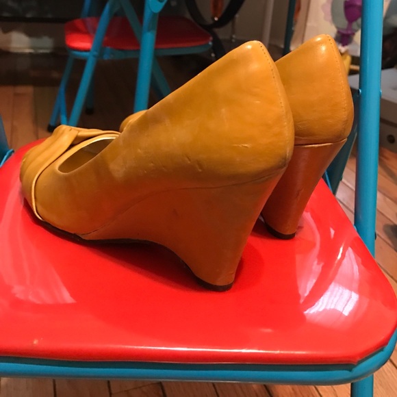 Open Toe Pump - Picture 3 of 4