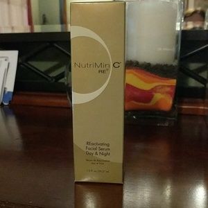Arbonne Reactivating Facial Serum Day & Night