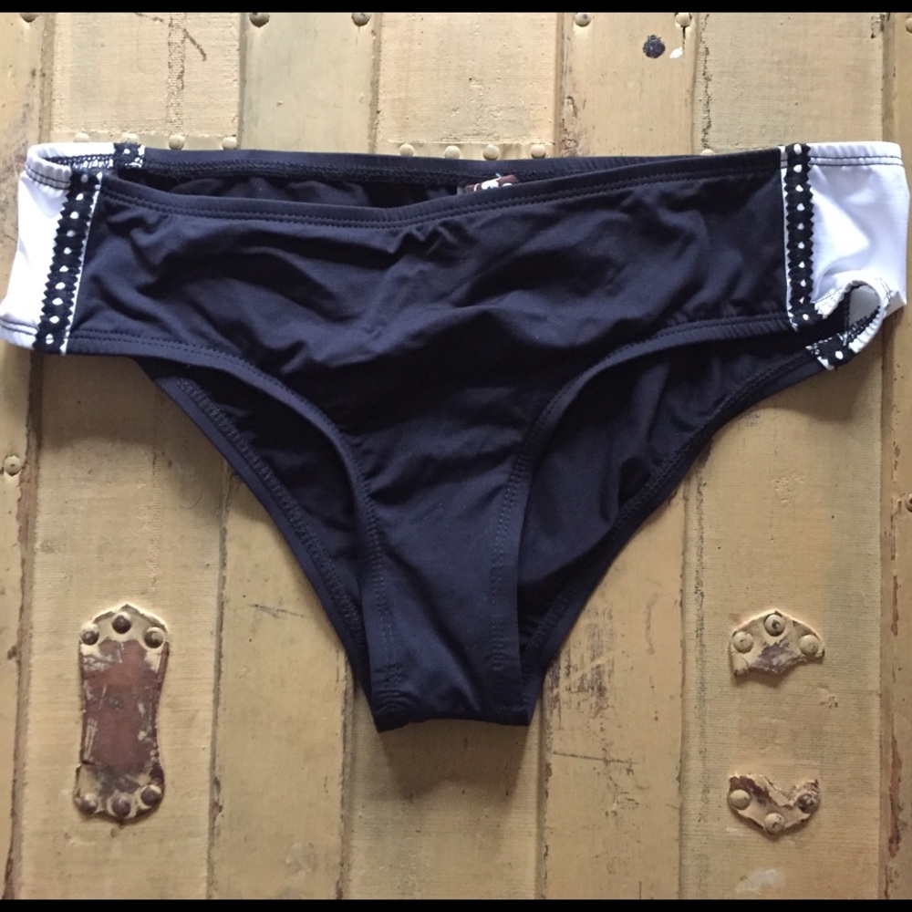 SURFSIDE STRETCH BLACK WT HIPSTER BIKINI BOTTOMS S