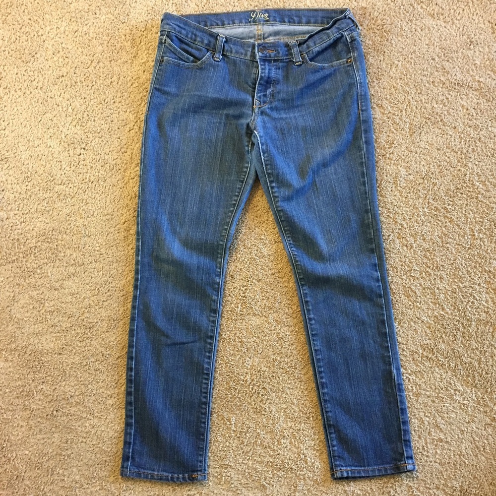 Old Navy Diva Jeans Size 8 Regular