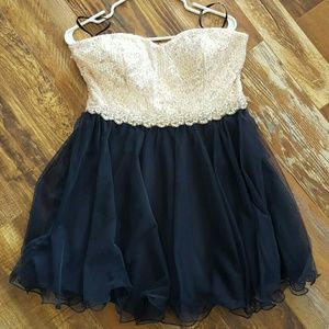 Junior's size 13 prom/homecoming dress