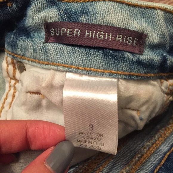 Kendall and Kylie Custom Acid Wash Shorts Size 3 - Picture 5 of 5