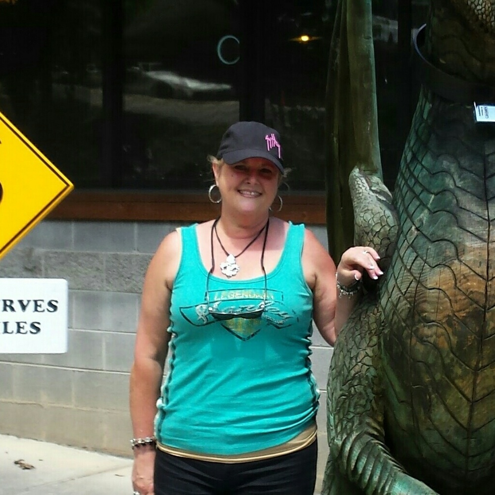 Meet your Posher, Brenda