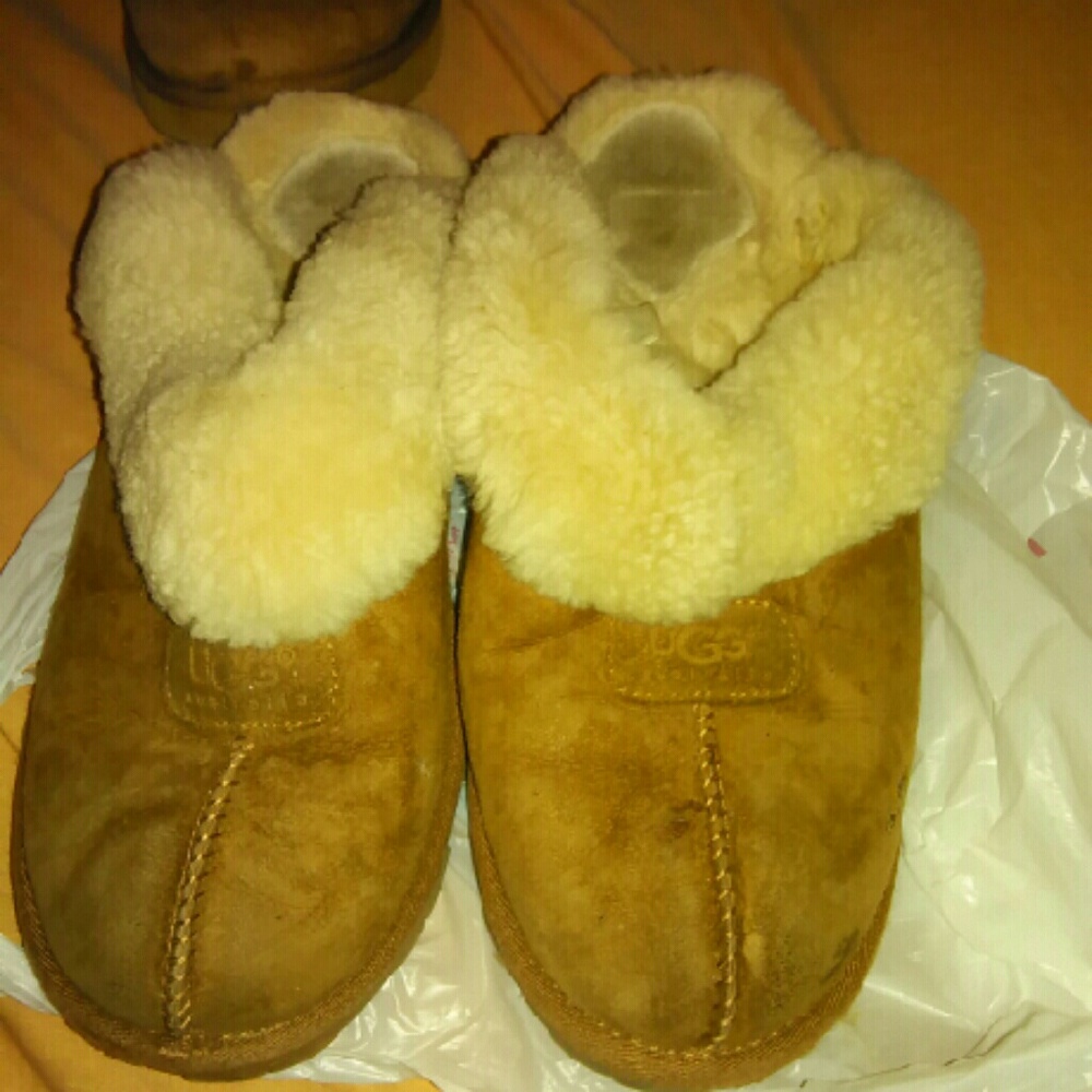Ugg shoes size 9