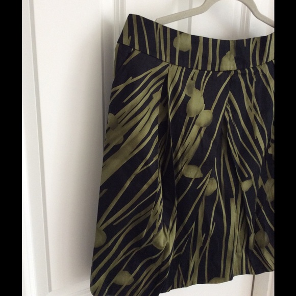 Kenneth Cole reaction skirt - Picture 2 of 4