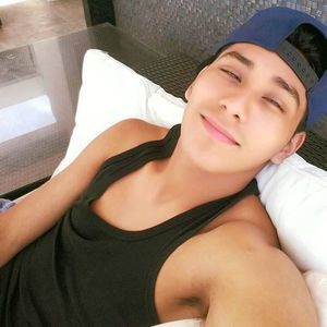 Meet your Posher, Pierre