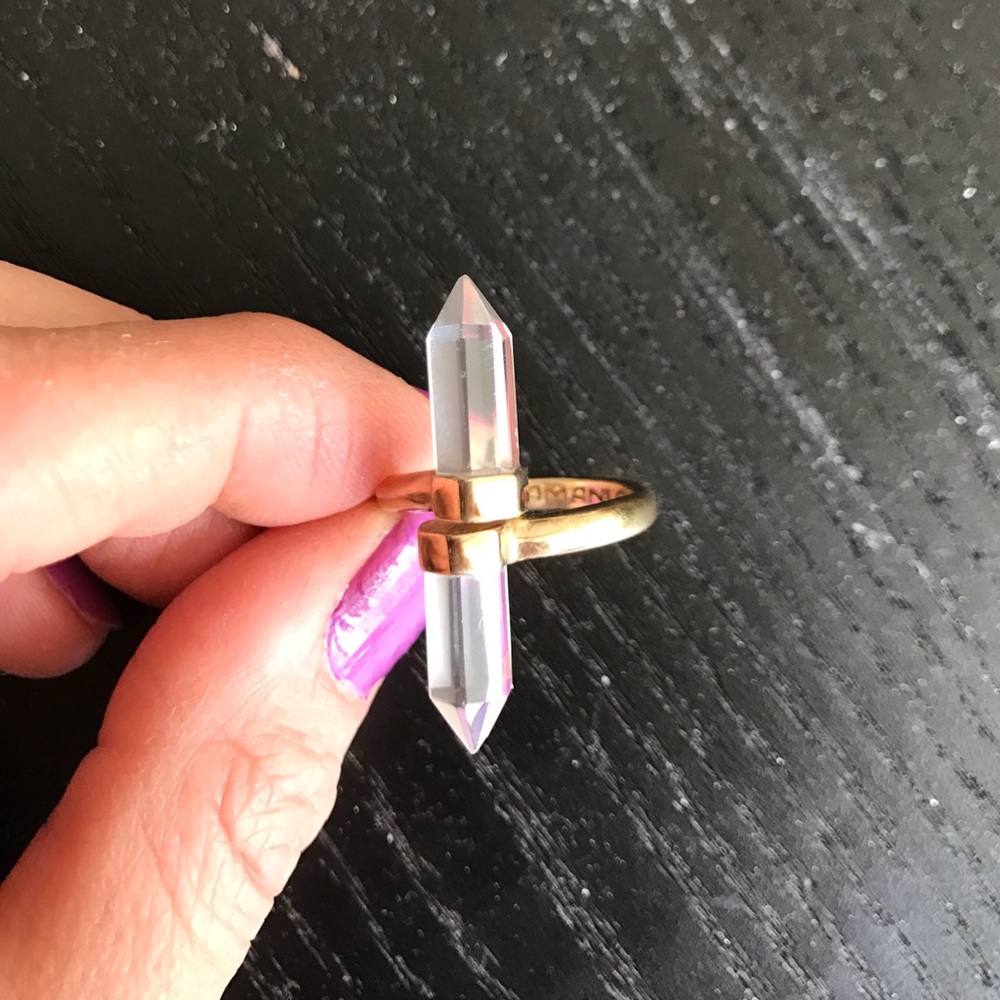 ๐บ HP๐ธMANIAMANIA Gold Ushci Ring - Picture 1 of 6