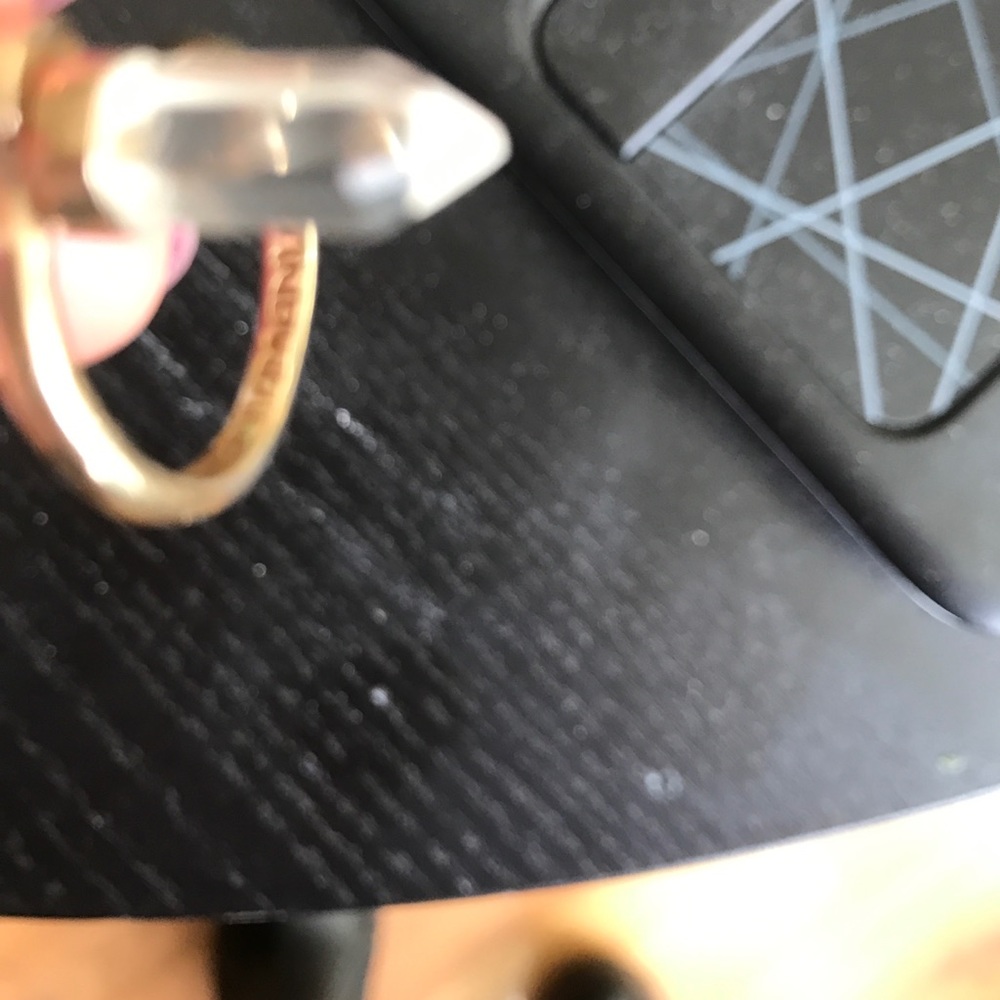 ๐บ HP๐ธMANIAMANIA Gold Ushci Ring - Picture 4 of 6