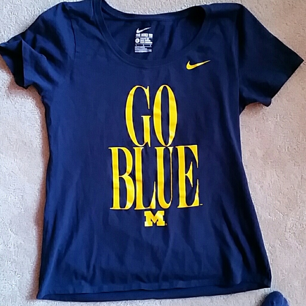 Nike cotton michigan tshirt, scoop neck