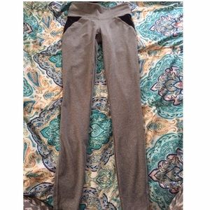 Cloud chaser size XS leggings