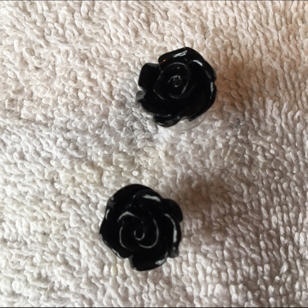 Earrings - Picture 2 of 2